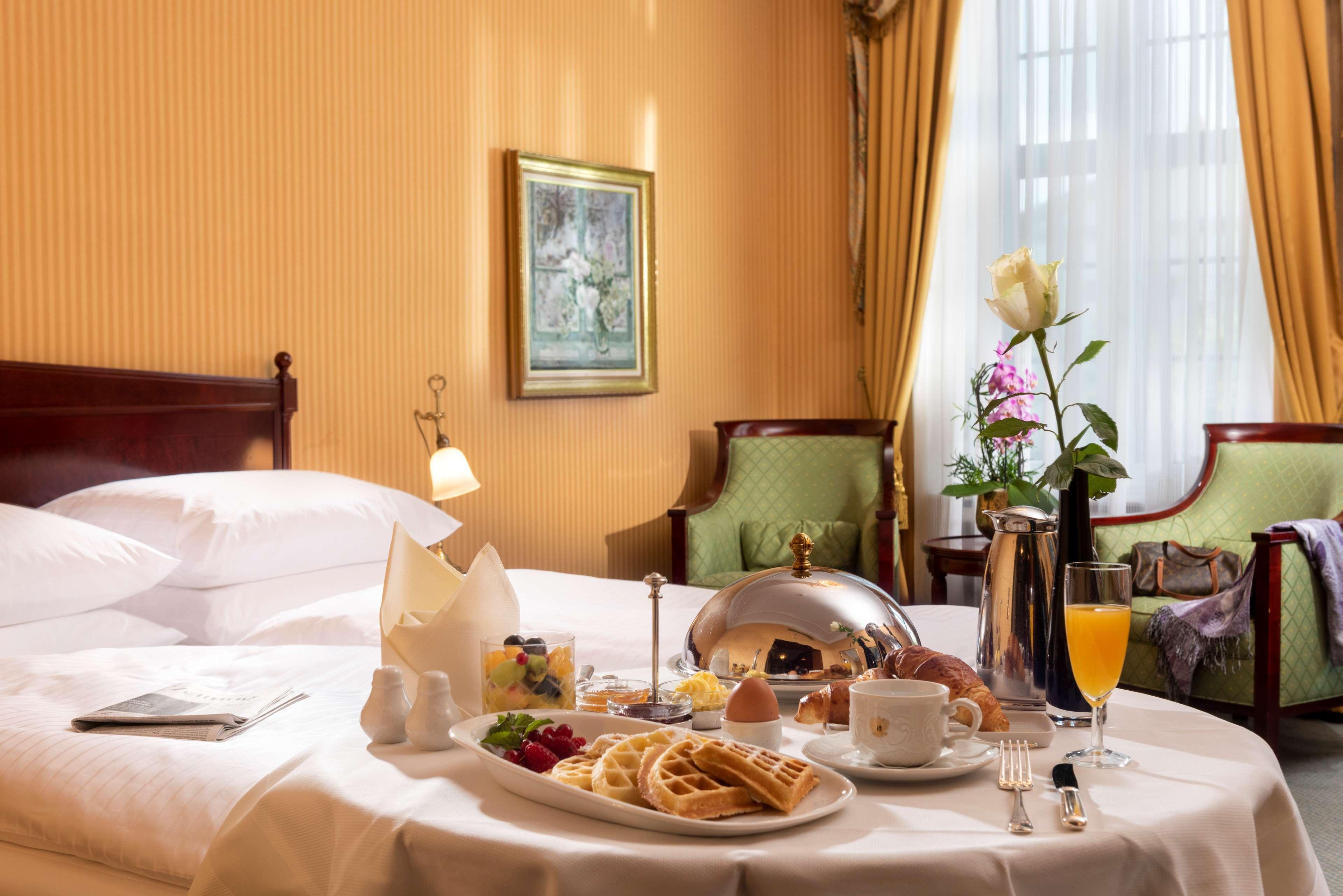 Best Western Premier Grand Hotel Russischer Hof Veimar Exterior foto